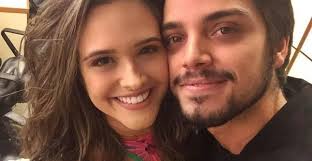 Os atores apareceram fazendo caretas e a semelhança entre eles chamou. Juliana Paiva Revela Expectativa Para Viver Par Com Rodrigo Simas Novamente Rd1