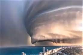 Dorian poses a significant threat to florida and the northwest bahamas as it moves to. Uraganul Dorian Va Ajunge È™i In Europa DupÄƒ Ce A Devastat America Dcnews