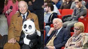 Consapevole di quanto abbia sacrificato la vita privata per la carriera, come autore di numerosi libri e conduttore e autore televisivo. Piero Angela Mia Moglie Ha Rinunciato Alla Sua Carriera Per Seguirmi