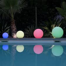 Boule Lumineuse Lumisky Multicolore Bobby C50 L 50 5 X P 50 5 X H 49 Cm Gamm Vert
