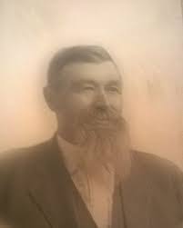 Robert Knaus's Instagram, Twitter & Facebook