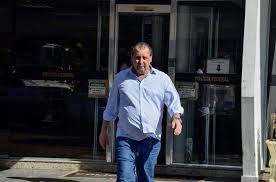A esposa do senador e presidente da cpi da covid omar aziz, nejmi aziz, já foi presa pela polícia federal em 2019, em investigação que apura. Omar Aziz Recebia R 500 Mil Por Pagamento Feito Ao Inc Diz Delatora Cotidiano A Critica Amazonia Amazonas Manaus