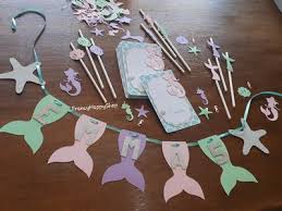 Ogni festa di compleanno ha le sue caratteristiche dove, addobbi e decorazioni, dovranno essere a tema: Cannucce Di Carta Biodegradabili Tema Sirena Compleanno Bambina Dec Su Misshobby