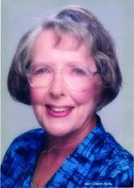 Elizabeth Pinter's Instagram, Twitter & Facebook