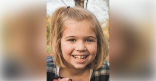 Lily Burnham's Instagram, Twitter & Facebook