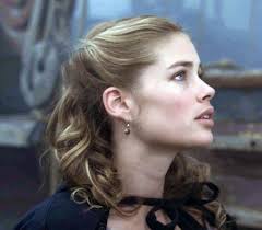 Denise Richards eller Doutzen Kroes : r/VindictaRateCelebs