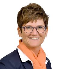 Seit 25 und 40 Jahren bei der Raiffeisen-Volksbank Aschaffenburg beschäftigt