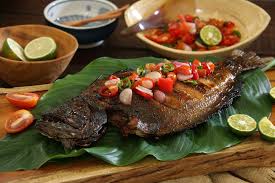 Bumbu kecap merupakan bumbu yang paling populer untuk membakar ikan. 5 Kedai Seafood Wajib Coba Di Jimbaran Bali