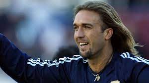 Gabriel batistuta, argentine professional football (soccer) player whose prolific scoring made him an icon of both the italian serie a league and the argentine national team. Report Argentine Great Gabriel Batistuta In Negotiations With Us Club For Coaching Job Mlssoccer Com