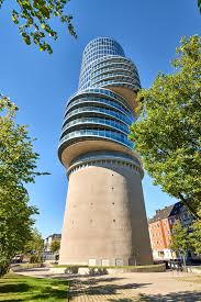 Das Exzenterhaus In Bochum Ein Wahres Architektonisches Highlight Beste Und Einmalige Aussicht Garantiert Bochum Baustil Architektur