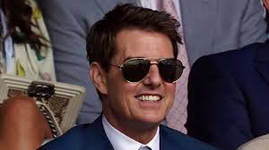 Capricorn isabella cruise is the oldest of the three children of thomas cruise. Tom Cruise Vom Wimbledon Finale Ging Es Zum Em Endspiel Im Wembley Stern De