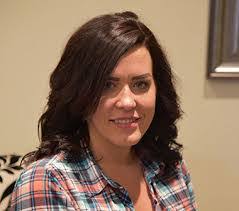 Lacey Mackey's Instagram, Twitter & Facebook