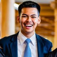 Kamal Adam's Instagram, Twitter & Facebook