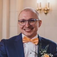 200+ Profile mit dem Suchbegriff „Sandquist“