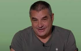 Frank Lammers haalt hard uit naar Nederland: “Van hen kunnen wij nog iets  leren”