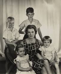 Patricia Edwina Victoria Knatchbull 2nd Countess Mountbatten Of Burma With 4 Of Her 8 Children British Nobility Prince Phillip Countess
