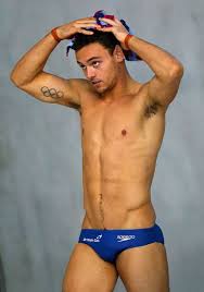 Последние твиты от tom daley diving (@tomdaleydiving). Tom Daley Reveals He Is More Daunted By The Height Of Diving Boards With Age Celebrity News Showbiz Tv Express Co Uk