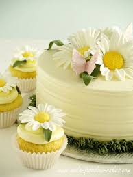 Daisy Cake Daisy Cakes Cupcake Cakes Spring Cake
