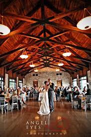 Promontory Point Wedding Photos Chicago Park District Hilda Burke Angel Eyes Photography Michigan Wedding Venues Chicago Wedding Venues Wedding Venues Indoor