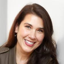 Melissa Cutts's Instagram, Twitter & Facebook