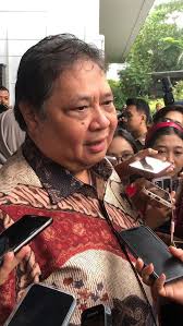 Airlangga Beri Rekomendasi Ridwan Kamil dan Ahmed Zaki Jadi Bakal Calon  Gubernur DKI