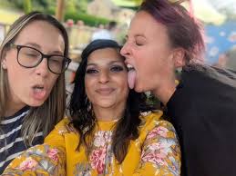 Please can you remove the lady with the glasses . Thank you