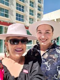 Desayuno Conferencia en el Hotel Marriott con la Profesora Consuelo Rey, la  Mtra Alma Patricia Tovar y la Mtra. Martha Quevedo