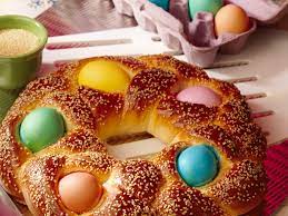 Looking for spring dessert ideas that will satisfy your guests sweet teeth and look great on the easter table? Planning A Greek Easter Meal With Recipe Links