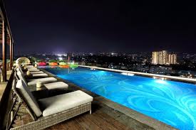 Kolam di hotel yang bagus juga lebih bersih karena pasti dibersihkan setiap pagi. Belviu Hotel Bandung Bandung Updated 2021 Prices