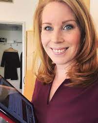 ˈanːɪ maˈriː tɛˈreːs ˈløːv ˈjûːanˌsɔn; Annie Loof Lite Klassisk Centerverksamhet I Facebook