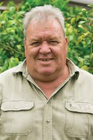 Chris Collins, the former Blue Peter gardener, is back in Rochford in  March! SE Essex Organic Gardeners' next meeting is