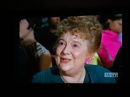 Does anyone know which episode it was where Larry's mom died and had the  funeral and his dad didn't tell him because his mom told his dad not to  bother him in