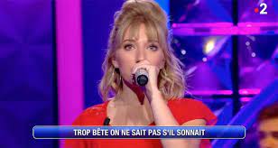 Alors qu'elle détient déjà plus de 200 000 euros en seulement quinze victoires, celle. N Oubliez Pas Les Paroles Sarah La Maestro Au Petit Trot Nagui De Retour En Prime Time Toutelatele
