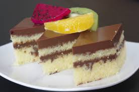 Cara membuat kue bolu yang enak: Resep Kue Basah Cake Pandan Lapis Pudding Koktail Simomot