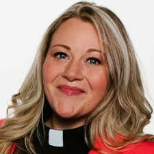 Monique Sisneros's Instagram, Twitter & Facebook