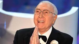 Jun 08, 2021 · pippo baudo contro carlo conti oltre ad aver scagliato frecciatine su avanti un altro bonolis se l'è presa anche con carlo conti per il suo tale e quale show, giunto ormai alla decima edizione. Pippo Baudo Avete Mai Visto La Figlia Tiziana Chi E E Cosa Fa Si Somigliano Molto Solonotizie24