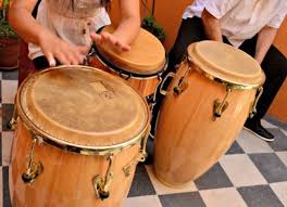 Conga juga digunakan untuk mengiringi musik pop modern. Alat Musik Ritmis Konga Going To Tehran