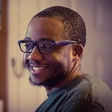 Darryl Maloney's Instagram, Twitter & Facebook