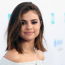 Selena gomez haircut is also a much discussed about topic. Selena Gomez S Best 13 Hairstyles Allure