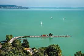 Miasta, atrakcje, co warto zobaczyć, ciekawe miejsca, szlaki. Atrakcje Wegier Balaton I Heviz Plaze Zdrowie I Kuchnia Podroze