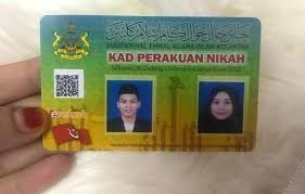 Ini bagi memastikan pelajar tidak datang ke bank secara serentak. Kami Tunjuk Kad Kahwin Saya Minta Kad Kuasa Mereka Tak Tunjuk Kata Si Isteri Jaheaik Buat Laporan Polis Viral Purba