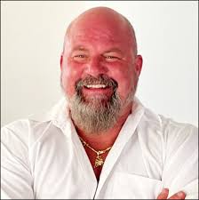 Eric Sande's Instagram, Twitter & Facebook