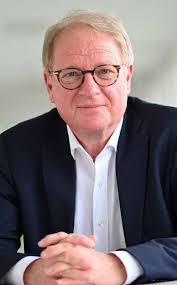 Die gematik muss die richtige Balance finden“ (Thomas) „Das Fundament der  Wissenschaft ist die theoretische Fundierung“