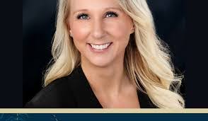 Angela Leek's Instagram, Twitter & Facebook