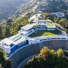 Also, which floors are the mansion estates 1 bedroom suites on? The Luxury Scene On Instagram 500 Million Bel Air Mansion The 100 000 Sqft Mega Compound Is Being Built By Mansions California Photos Bel Air Mansion
