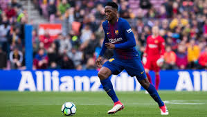 Cavani escapes punishment as he grabs mina by throat, xhaka was sent off for similar offence. Premier League Yerry Mina Z Barcelony Do Evertonu Kolumbijczyk O Krok Od Transferu Sport Tvp Pl