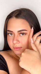 ✨ Sobrancelhas naturalmente perfeitas? É possível! ✨ No Estúdio Samara  Campos, a técnica de micropigmentação fio a fio realista é ideal para quem  deseja preencher as sobrancelhas com um resultado leve, delicado