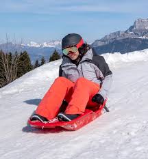Découvrir ou redécouvrir la montagne hivernale, ses paysages féeriques, les indices de la. Nos 5 Pistes De Luge Favorites Dans Les Vosges