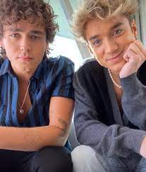 Why Don T We Live Chat Why Dont We Boys Wdw Hottest Guy Ever