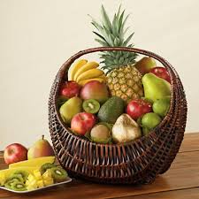 Deluxe Fresh Fruit Basket Gift Baskets Harry David Fruit Basket Gift Fruit Gifts Fruit Basket